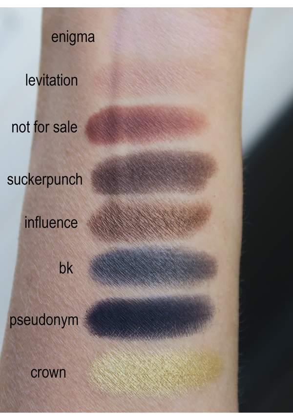 Urban Decay Basquiat Gold Griot swatches